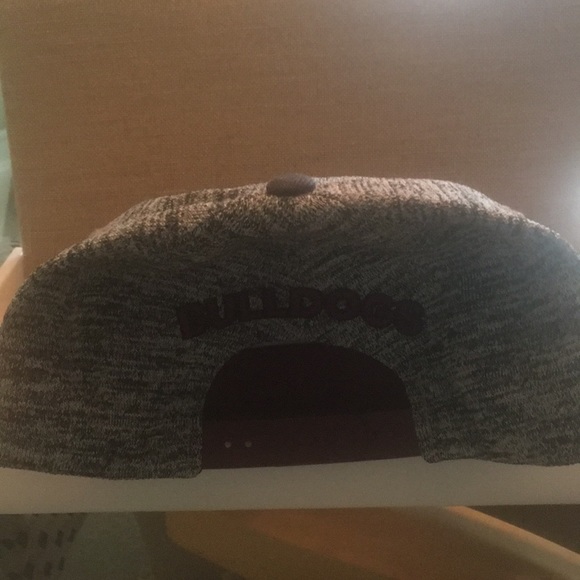 MIssissippi State University SnapBack hat - Picture 3 of 3